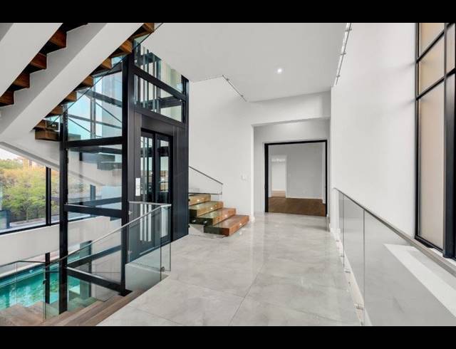 5 BEDROOM HOUSE FOR SALE IN STEYN CITY